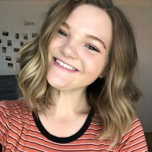 Meet your Posher, Mackenzie